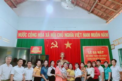 Đại hội chi bộ nhiệm kỳ 2022-2025 – xây dựng chương trình hành động thực hiện Nghị quyết Đại hội và ra mắt mô hình “Dân vận khéo”: CÙNG EM ĐẾN TRƯỜNG.